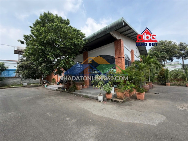 X130 chuyển nhượng nhà xưởng đang sản xuất, thu hút đầu tư linh hoạt ngành nghề