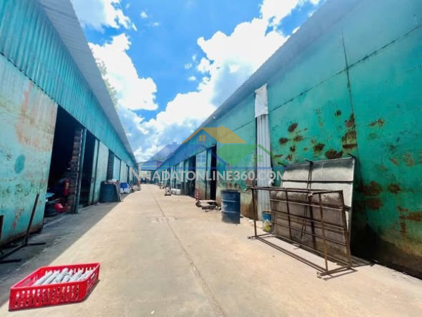 Bán tòa nhà mặt tiền  4 tầng 11x36m giá 28 tỷ đường thạnh xuân 22