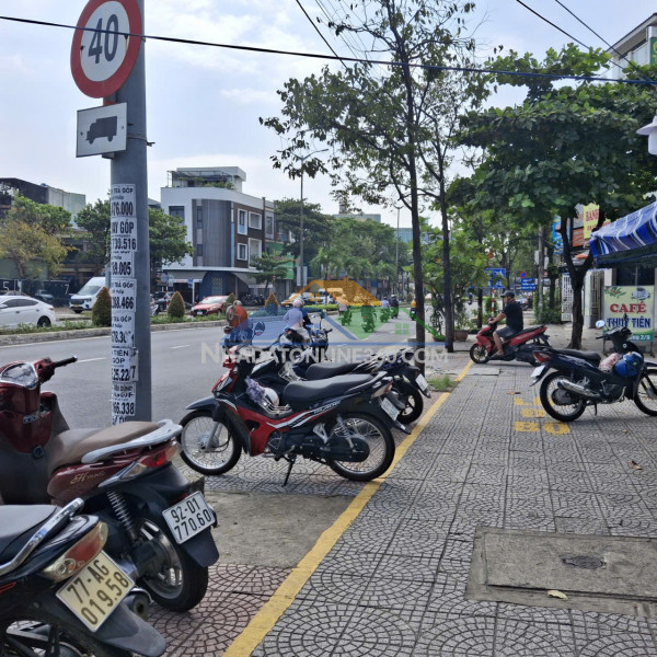 Nhà 2 tầng chắc chắn – 2 phòng ngủ – ở ngay giá 2.5 tỷ cực hiếm