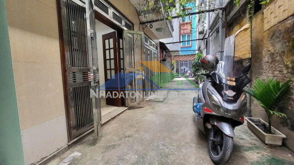 Cho thuê nhà ngõ 93 hoàng văn thái, 50m² x 2 tầng, 2pn, 2 wc, 8.5...