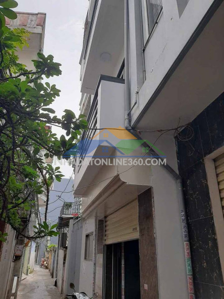 Bán nhà 3 tầng tại trung tâm chợ bốt tròn số 39/71 chợ hàng cũ,lê chân,hải phòng