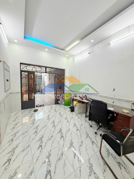 Cần bán nhnah căn nhà tại khu phân lô phường 14, q tân bình, tp hồ chí minh