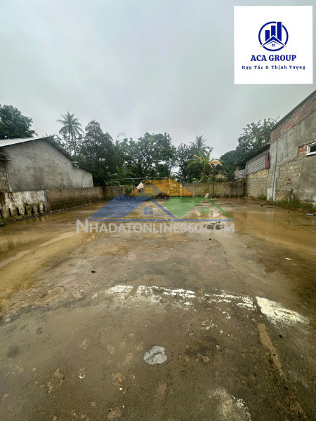 ???? ???? cho thuê gần 1000m2 mặt tiền mặt bằng có cả nhà cấp...