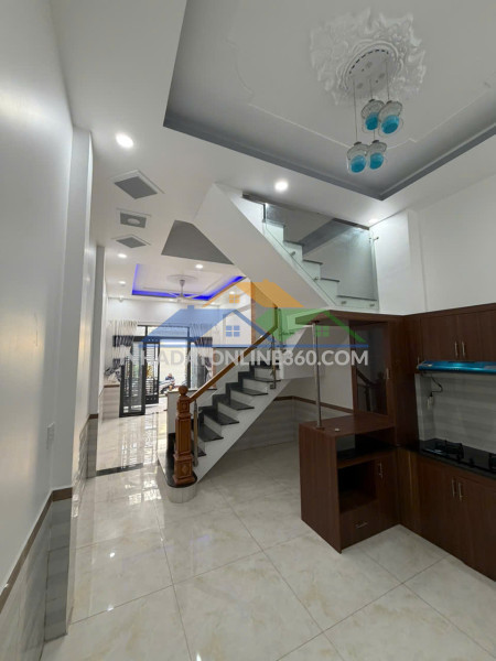 Bán đất p.biên hòa.shr thổ cư 100%,đường 2 xe hơi thông,gần...