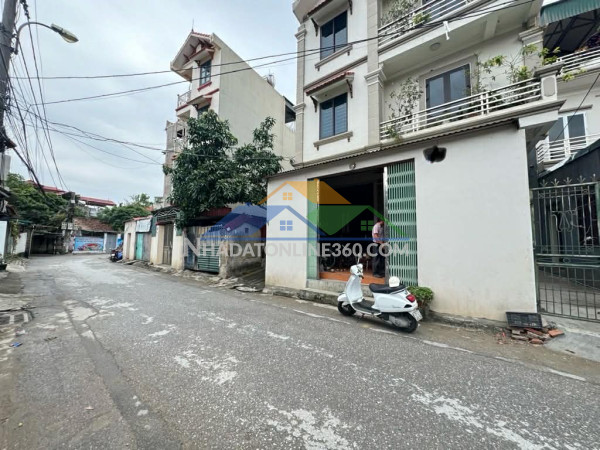 Bán nhà thạch bàn, ôtô tránh, ngõ thông, cách đường 5a khoảng...