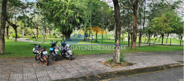 D400 bán rẻ lô đất đẹp khu dân cư đông đúc, khu vực trung tâm thuận tiện nhiều kcn