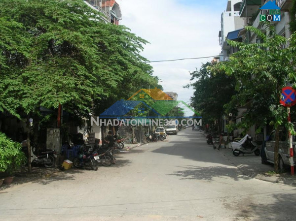 Bán nhà mặt phố phúc xá - ba đình – vỉa hè rộng, kinh doanh...