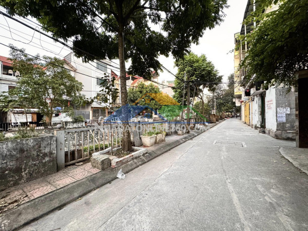 Bán nhà đa sỹ hà đông 35m chỉ nhỉnh 6 tỷ 10m ra ô tô