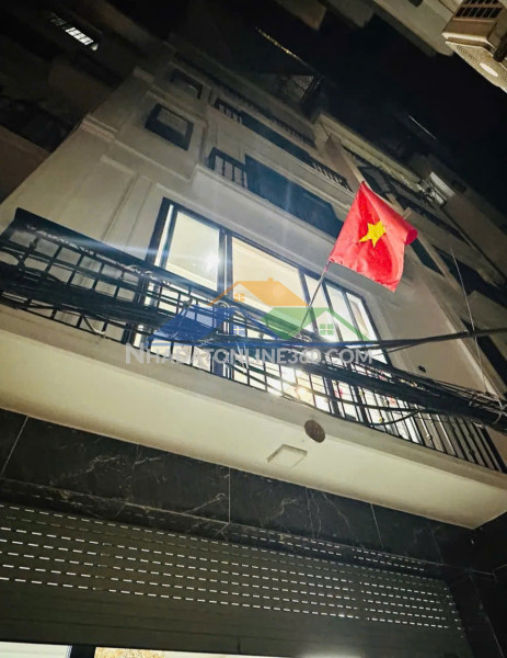 Bán nhà lạc long quân, gara ô tô, nhà đẹp dân xây, nội thất sang xịn – 45m2, 5t, nhỉnh 17 tỷ