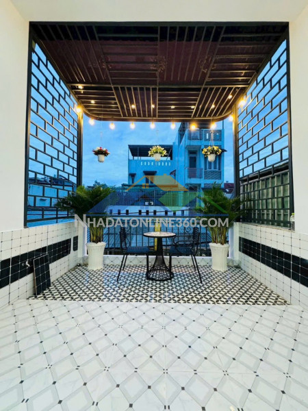 Bán nhà 3 tầng hẻm xe hơi, đường thích minh nguyệt, phường 2, quận tân bình