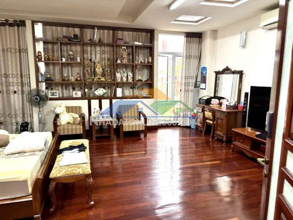 Vị trí vàng, bán nhà trích sài sát hồ tây, 2 bước ra hồ, giá 20 tỷ “siêu hiếm”