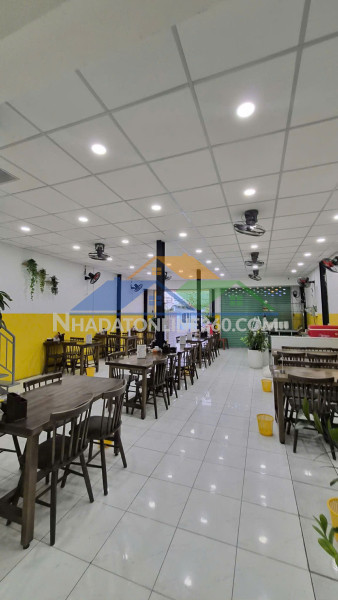 Sang quán bún chả cá hoặc sang hợp đồng mặt bằng trống