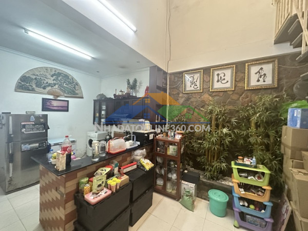 Bán nhà đường số 8, hiệp bình chánh, thủ đức, tp hcm 96m2, 2 tầng, 2pn, sổ hồng, giá 6.1 tỷ.