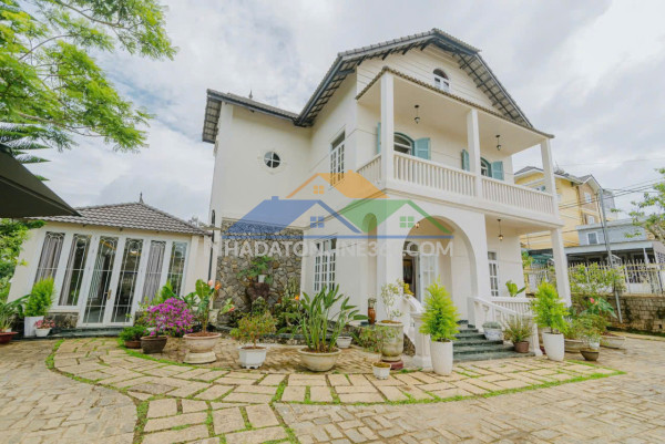 Villa cao cấp hồ than thở đà lạt – view đẹp, vị trí đắc...