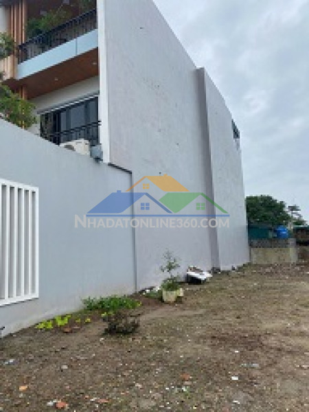 Cần bán  lô đất đẹp tại hoà bình -kiến xương