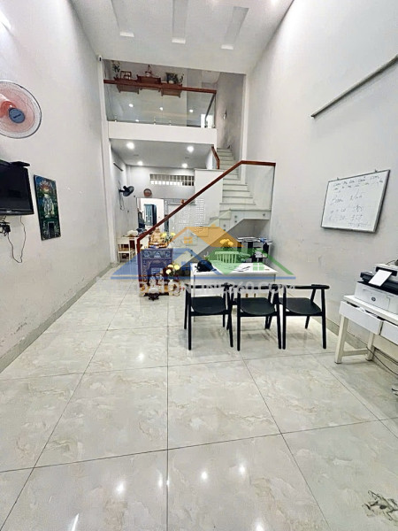 Bán nhà 2 tầng, 3pn hẻm trương chinh, q.12 - 84m2, sh, 5.4 tỷ.