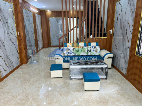 Nhà mới 3.6x12.5m hẻm 372 tùng thiện vương p13q8 full nội thất