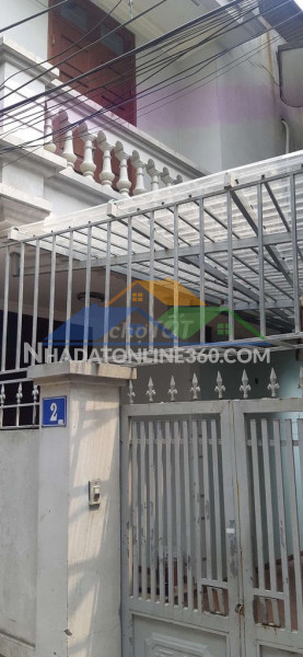 Cho thuê nhà cấp 4 riêng biệt có gác xép tại 176/38 văn hội, bắc từ liêm, hà nội