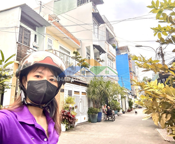 Bán nhà xe hơi đậu cửa- đ. bến vân đồn- ngang nở hậu- lưu thông khánh hội- hoàng diệu- gần trường đại học nguyễn tất thành.