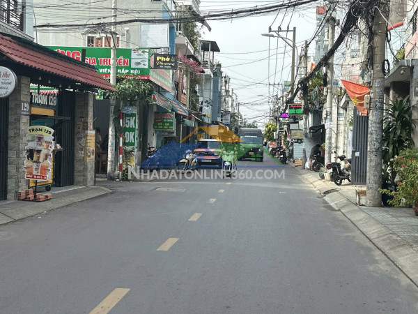 Bán chdv mặt tiền 7m 148m2 6t 17pn t.máy dt 70tr ngay cv làng hoa lê...