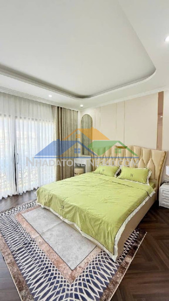 Hiếm- bán nhà đẹp nguyễn văn cừ- gara- thang máy- oto tránh- full nt 48m 7 tầng nhỉnh 16 tỷ(tl)