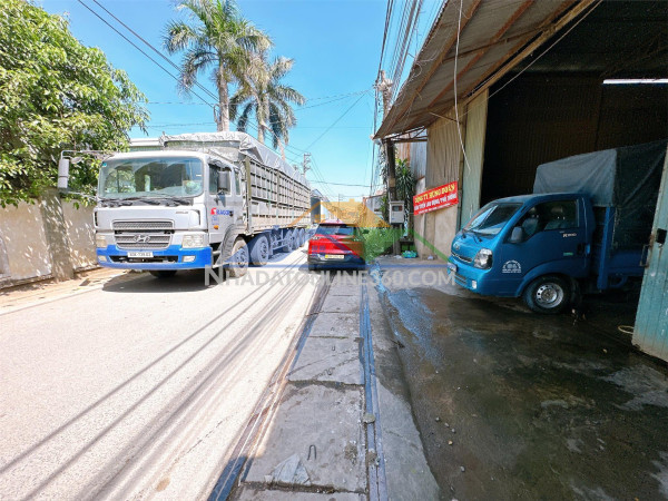 Chuyển nhượng nhà xưởng đang cho thuê, khung thép xưởng kiên...