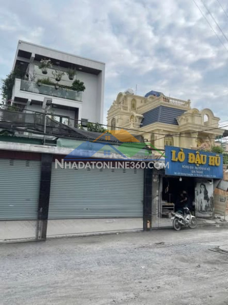 Bán nhằ mặt tiền 3 tầng 10x20m giá 14,8 tỷ đường tân...