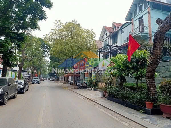 Cho thuê biệt thự mỹ đình 2 lô góc siêu đẹp 200m2 4 tầng giá...