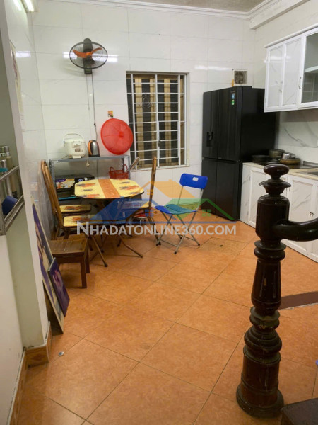 Cho thuê nhà riêng mễ trì hạ. 42m² x 3 tầng, 3 ngủ, 2 vệ sinh, 9.5 triệu