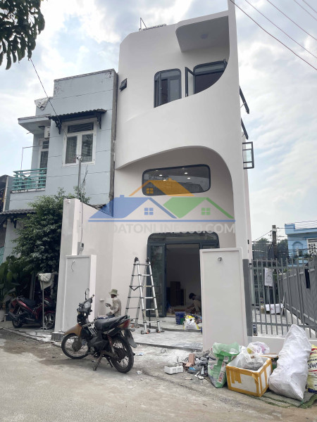 Siêu ngon! nhà 3 tầng mặt tiền, đường 6m bình chiểu – 60m², gần trường & chợ – chỉ 4.6 tỷ