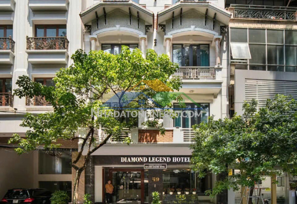 Bán nhà mặt phố mã mây, 100m2, 3 tầng, mặt tiền 3m, 65 tỷ, phù...