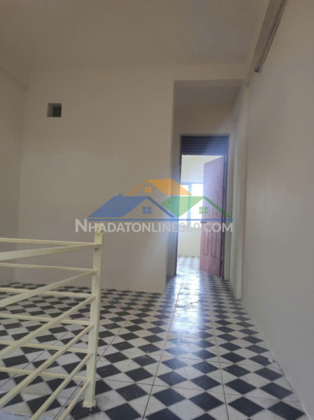 ???????????? đón sóng chuyển chợ liên phương, bên em có 2 căn...