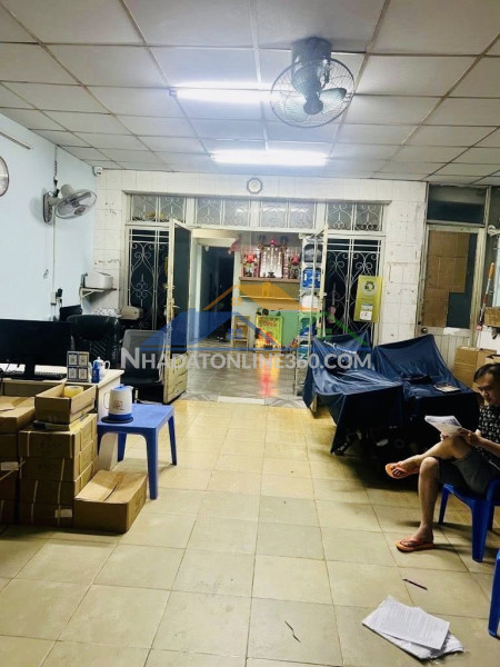 Mặt tiền giá hẻm – giáp ngã tư âu cơ – lạc long quân – 116m n>5 – 4 tầng – 5pn chỉ 13.x