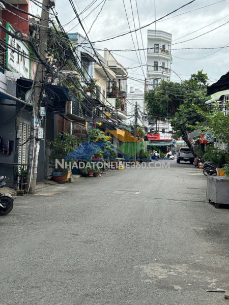 Bán đất đ gò xoài  bhh a ngay chợ gò xoài  hẻm nhựa 8m 1 trục sát mặt tiền 64m2-5 tỷ9