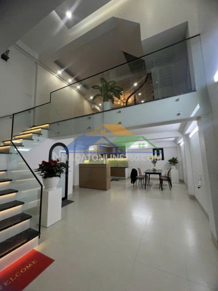 Hiếm - giang văn minh - trung tâm quận ba đình - ngõ thông tứ tung - nhà đẹp ở ngay - 10m ra oto tránh - sổ đỏ a4