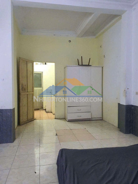 Cho thuê nhà hoa bằng làm vp kết hợp ở gđ 5 tầng x  45m² , 6 phòng ngủ, 4 wc, 22.5 triệu