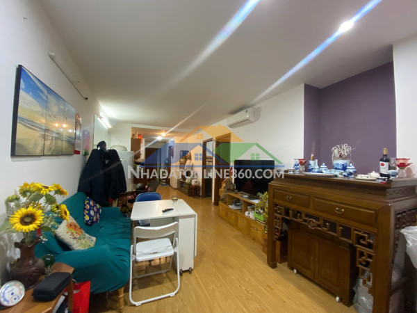 Bán căn hộ chung cư 2 p.ngủ tại  V1 Văn phú Victoria Quận Hà...