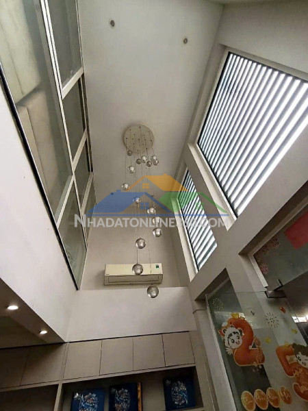 Bán nhà khu vip tạ quang bửu, quận 8, 4 tầng, 6x20m, view cực đẹp, sát cc giai việt, 23.95 tỷ