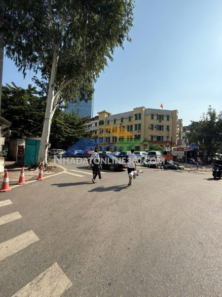 Bán nhà mặt phố kế bính- vị trí đắc địa– kinh doanh đỉnh- 83m -6 tầng - mặt tiền 12m - giá 75 tỷ