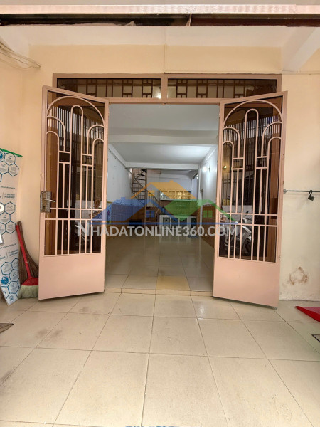 Nhà 2 tầng (6.4x9.8m) sát đường phạm thế hiển p7q8. giá: 5 tỷ