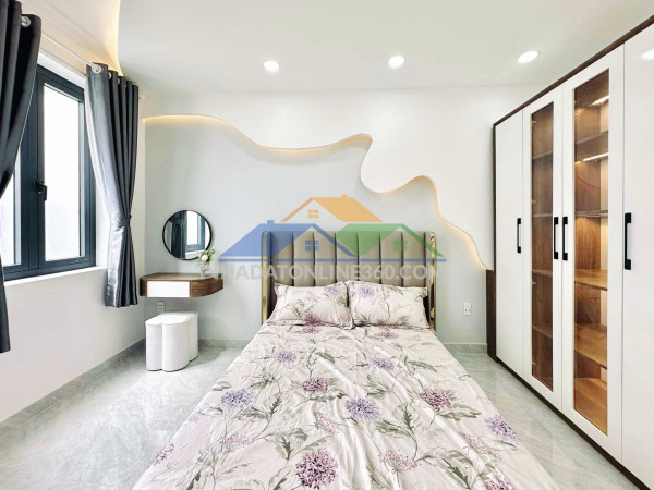 Siêu phẩm!phân lô hồ tùng mậu,oto đỗ,dt:50m2x5t,mt=4.5m,10.8ty