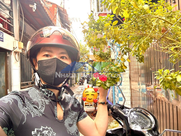 Bán nhà ngon 4 tầng vào ở ngay- đ. tôn đản -gia0 thương giữa tôn thất thuyêt và nguyễn tât thành.