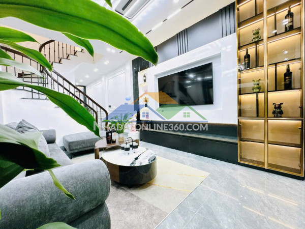 Nhà đẹp trần duy hưng 55m, 6 tầng, mặt tiền 4m, chưa đến 17 tỷ.- 5m ra đường - ra hồ