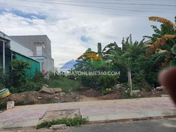 Bán gấp lô đất thổ cư 100% – trung tâm thị trấn tân hòa, gò công đông, tiền giang