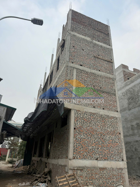 Bán ccmn 70m * 6,5 tâng + hầm lô góc kinh doanh đỉnh doanh thu 580tr / năm