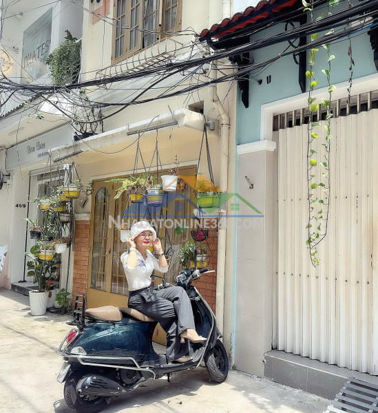 Siêu hiếm ngang 6,1m * 26m - bán nhà căn góc 2 mặt tiền hxh đường xóm chiếu, quận 4 - sẵn chdv 4 tầng có dòng tiền khai thác lên đến 80 triệu/tháng