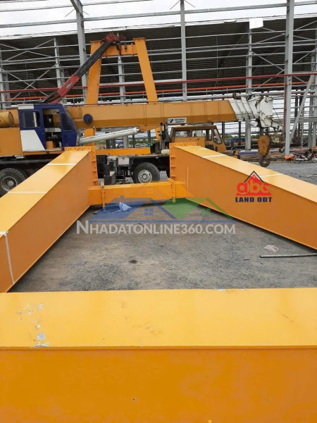 Xtlt nhà xưởng sản xuất khung thép tiền chế, có sẵn cầu trục, trạm điện lớn