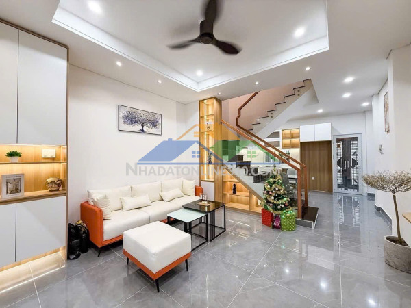 Hxh - chính chủ xây bán - tặng full nội thất - cô bắc - phú nhuận - 4 tầng btct - 4pn 5wc - 2 mặt hẻm - bán 8.98 tỉ - tl