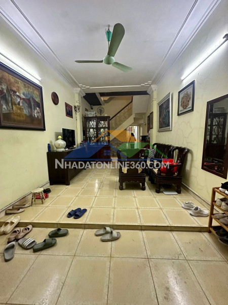 Bán nhà mặt phố hàng cân, 75m2, 3 tầng, mặt tiền rộng 4.7m, 52.5 tỷ, kinh doanh đỉnh