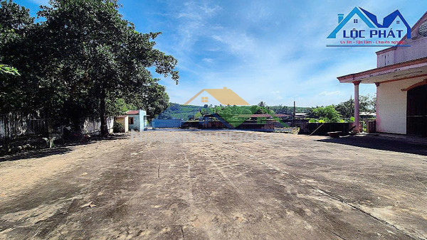 Cho thuê nhà Xưởng ngay nút cao tốc Xuân Lộc Đồng Nai giá 80tr/tháng